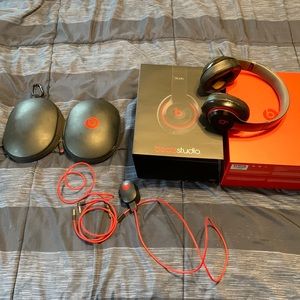 Beats Studios 2 WIRED